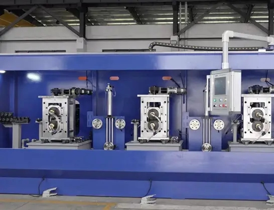 Кои материјали главно се обработуваат од Two High Rolling Machine